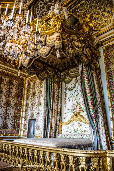 159_Chateau de Versailles Queen's bedchamber-2